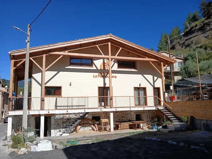 Ecolodge La Pastoulière — La Javie