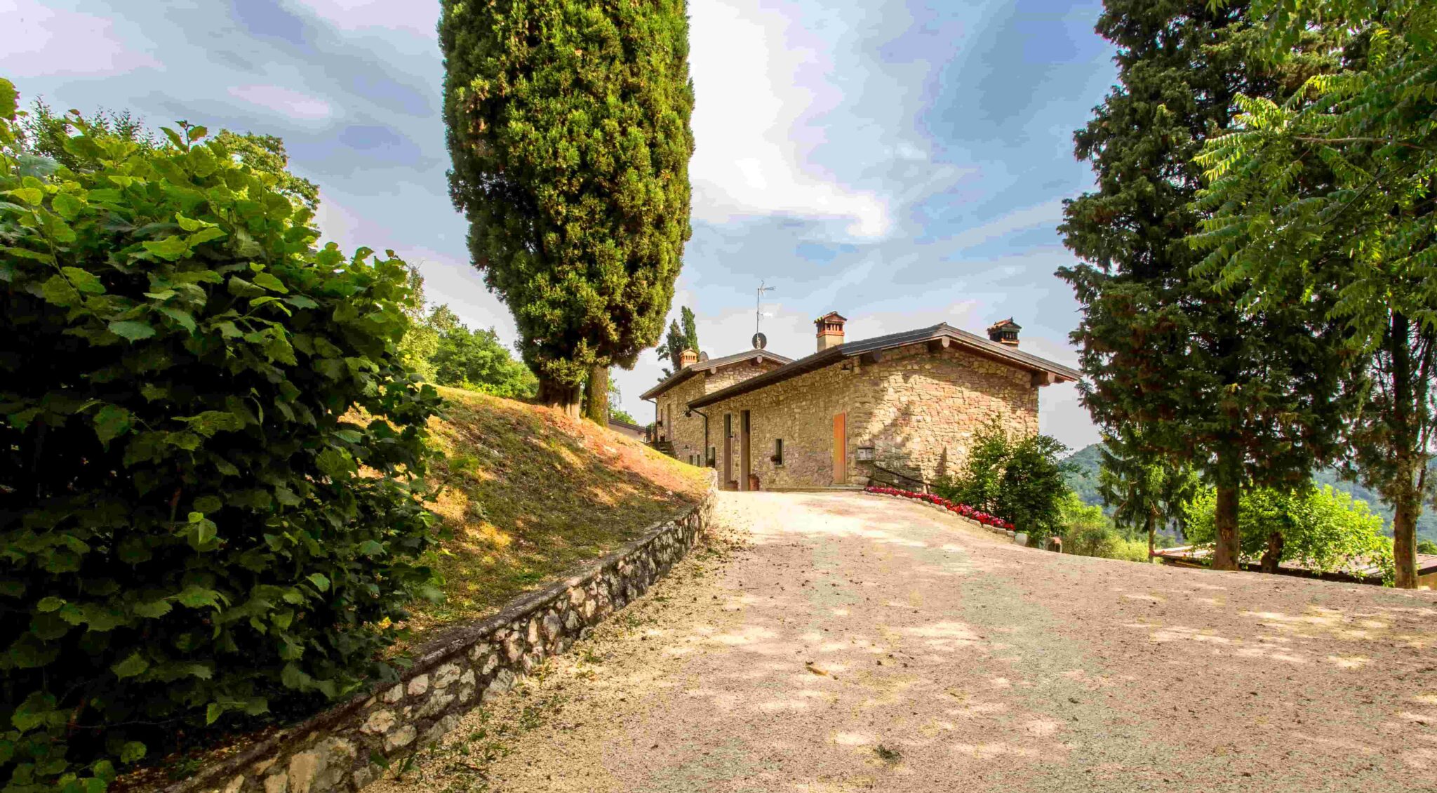Il Bagnolo Eco Lodge — Agriturismo Lago di Garda — Salò
